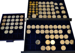 1969/90, Lot von 22mal 5 M., 33mal 10 M. und 25mal 20 M., alle Cu/Ni, ...
