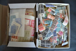 1300: 海外共同切手 - Collections