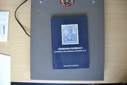 8700: Letteratura