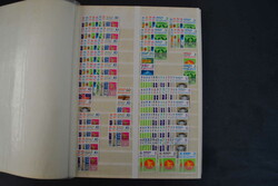 Bangladesh, meist postfrischer Bestand von modernem Material im gr. ...