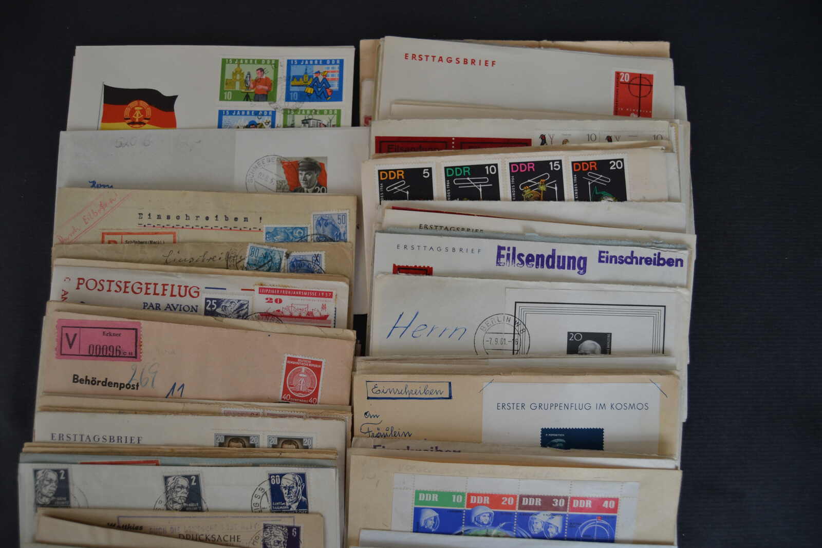 DDR, 1949/64, ca. 90 Briefe/Karten ab den Anfangsjahren, dabei auch ...