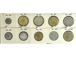 Lote 10 fichas 5 Cèntims a 25 Pesetas. 1933 y 1945. COOPERATIVA DE ...