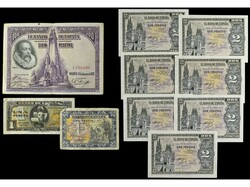 Lote 10 billetes 1 (2), 2 (7), 100 Pesetas. 1928, 38, 40. A EXAMINAR. ...