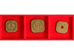 Lote 3 fichas 5 y 10 Cèntims y 1 Pesseta. COOPERATIVA BAURIER. ...