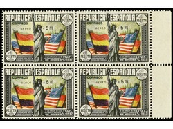 ESPAÑA. Aéreo + 5 pts. multicolor. Bloque de cuatro. Dos sellos ...