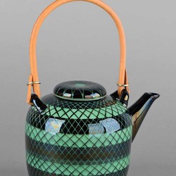 220: Pottery, Stone Ware