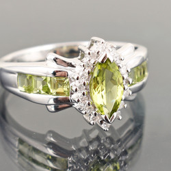 550.10: Schmuck, Ringe