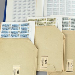 400: Münzen, Briefmarken
