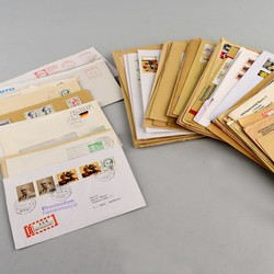 400: Münzen, Briefmarken