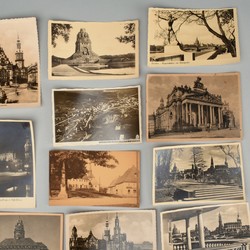 400: Coins, Stamps