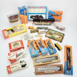 700.40: Model Railroads