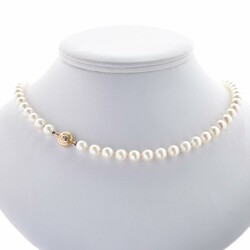 550.30: Jewelry, chains / pendants / necklaces
