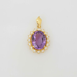 550.30: Jewelry, chains / pendants / necklaces