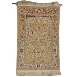 750: Alfombras, textiles