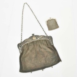 300.50: Mode, Handtaschen