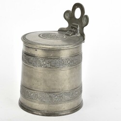 Salzmette Zinn  gemarkt Johann Leonhard Wellhöfer (Meister in ...