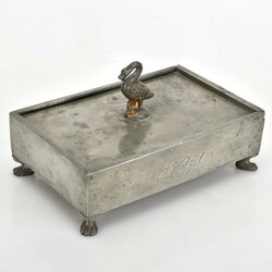 Apothekerdose Zinn  ungemarkt, auf 4 zierlichen Tatzenfüßen ...