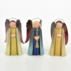 Drei Brokatengel Wendt & Kühn, Grünhainichen, je reich staffierter ...