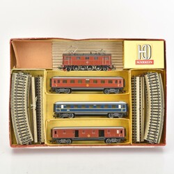 Märklin Zugpackung Schwedischer Personenzug H0, 3118 D-Zug-Set mit ...