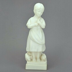 Zierfigur Mädchen mit Hühnern alabasterfarbener Masseguss, ...