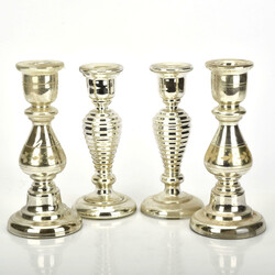 Zwei Tischleuchterpaare sog. Bauernsilber, doppelwandiges Klarglas ...