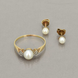 Perl-Schmuckset Gelbgold 585 und 333, bestehend aus 1 Ring, mittig 1 ...