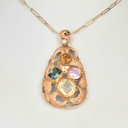 Floraler Anhänger mit Kette Gelbgold 585, durchbrochen gearbeiteter ...