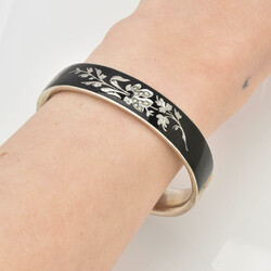 Armreif Silber geprüft (750?), ovaler Scharnierreif im Biedermeier ...