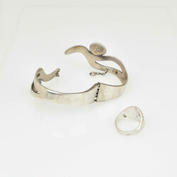 Zwei Teile Silberschmuck  Silber 925 und geprüft, 1 x Mexico, ovaler ...