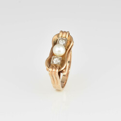 Perl-Diamantring Gelbgold 585, geschwungener Ringkopf mit zentraler ...