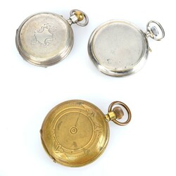 Drei Taschenuhren dabei: 1 x Fa. Pateck & Co. Geneve, versilbertes ...