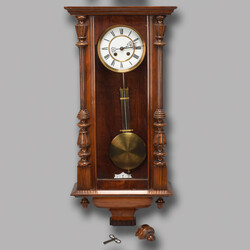 Gründerzeit-Wandregulator Nussbaumgehäuse, furniert, an der Front ...