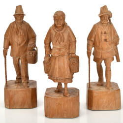 Drei erzgebirgische Schnitzfiguren Holz vollplastisch geschnitzt, ...