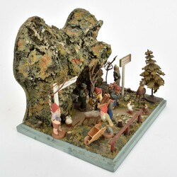 Kleiner Weihnachtsberg Holz und Masse, farbig gestaltet, modellierte ...