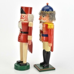 Paar Nussknacker Holz, Masse, farbig bemalt, König und General (eine ...