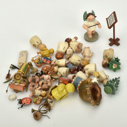 Konvolut Restfiguren Wendt & Kühn, Grünhainichen, Fundus defekter ...