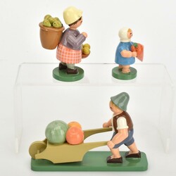 Drei Erntekinder Wendt & Kühn, Grünhainichen, Aufstellfiguren als 1 ...