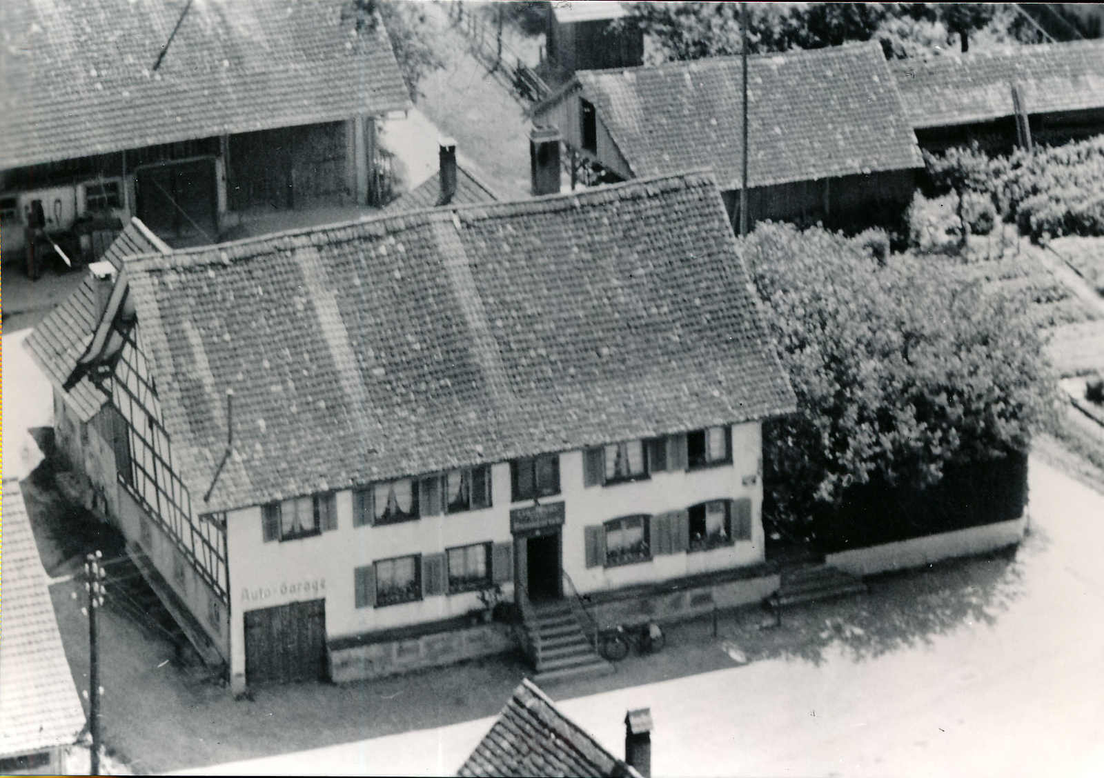 Lot 1261 - POSTKARTEN/ANSICHTSKARTEN/FOTOKARTEN/LITHOS etc.  -  MH Marken GmbH Auktion 118