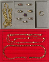 550.70: Jewelry, Lots