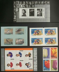 KANADA - umfangreiche Sammlung in 19 Ringbindern, alles Ausgabender ...