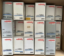 Umfangreiche Kollektion der Marke Märklin, Spur HO-Wechselstrom, aus ...