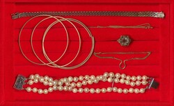 Interessante Partie Gold- und Silberschmuck, dabeiManschettenknöpfe, ...