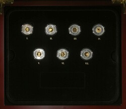 Reichhaltige Kollektion von 168 kleinen Goldmünzen bzw. ...