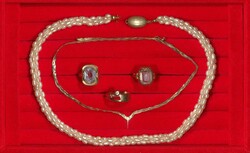 Sehr schöne Partie Goldschmuck, dabei Ketten, Ringe etc. ...