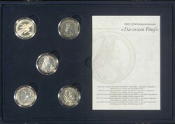 Reichhaltiger Bestand Münzen im Karton, dabei handelt es sich ...