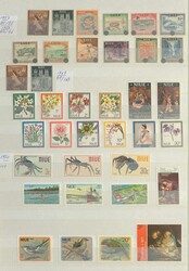NIUE - 1920/2007, reichhaltige Sammlung mit zahlreichen verschiedenen ...