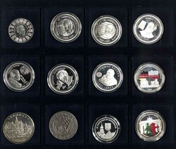 Reichhaltiger Bestand Silbermedaillen im Karton, dabei auch ...