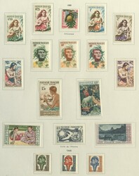 2735: French Polynesia - Collections