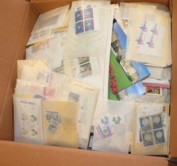 7590: Collections and Lots, United Nations - Stamps bulk lot
