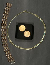 550.70: Jewelry, Lots